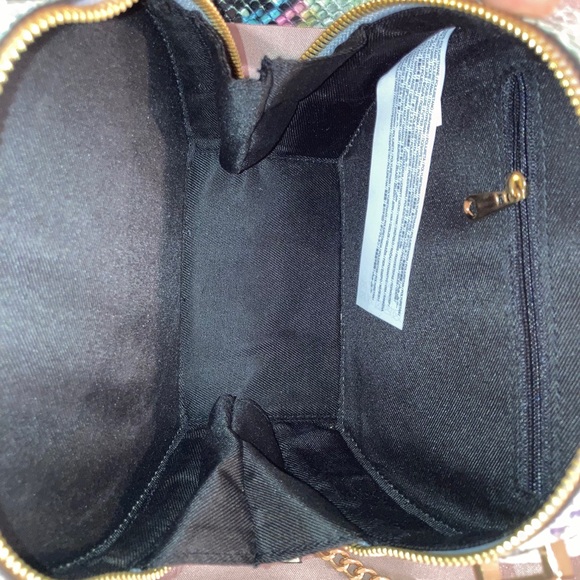 Round Crossbody Bag - Python Leather - Picture 5 of 7